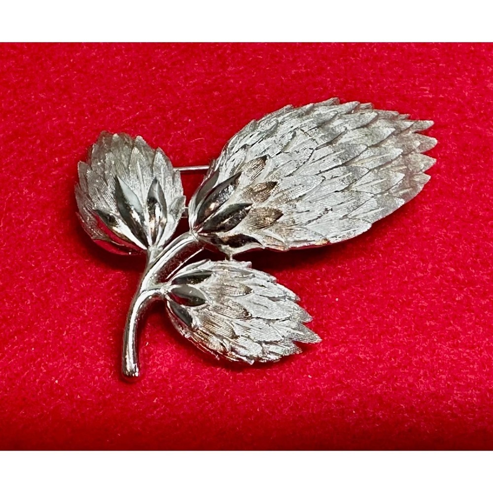Crown Trifari Vintage Scottish Thistle Silverleaf Brooch Signed Pin